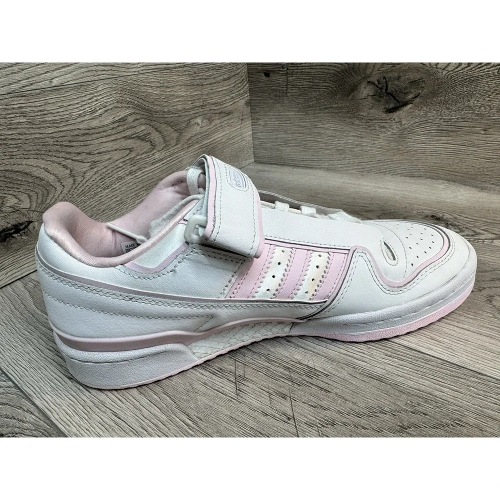Adidas Forum Plus  Low White  Pink Womens Sz 9 GX5073 Sneakers Shoes